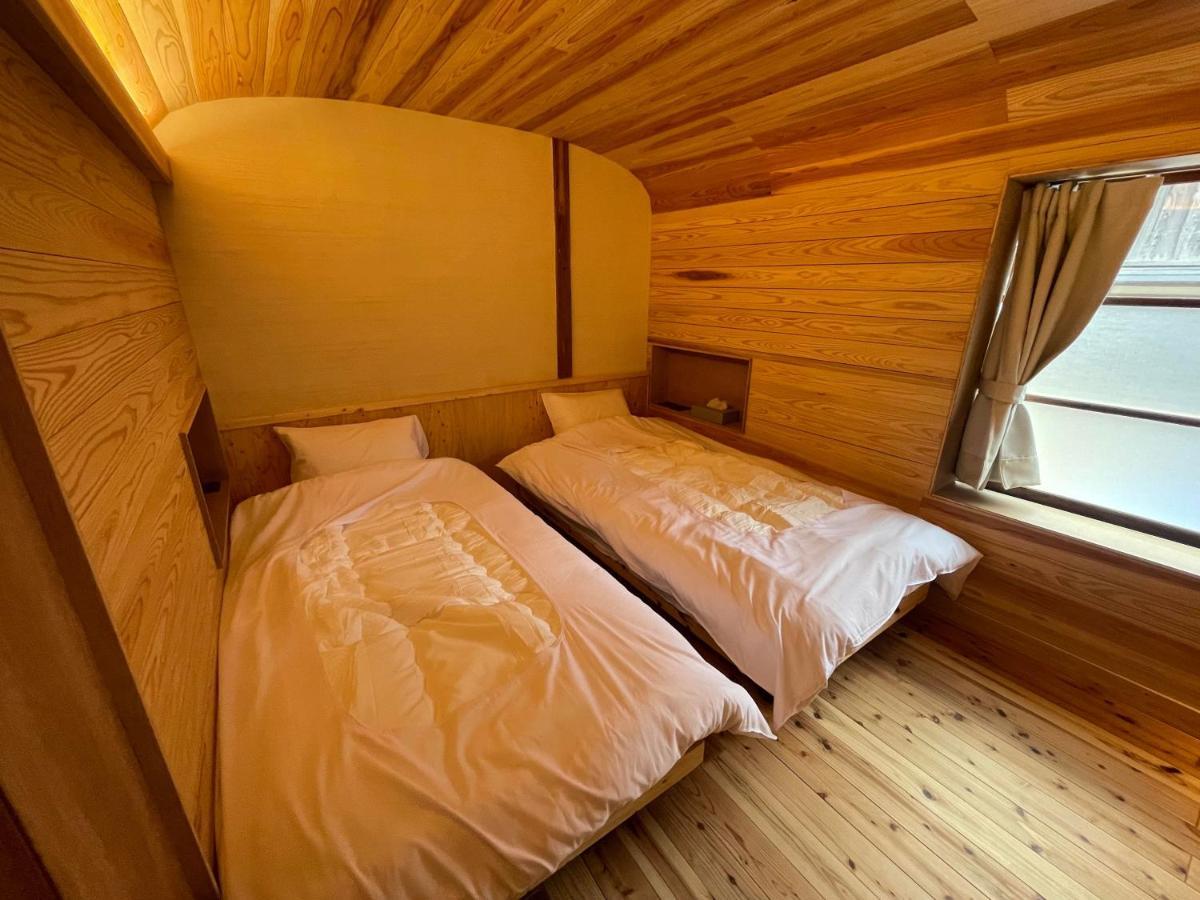 岡邸 Appartement Tonosho  Buitenkant foto