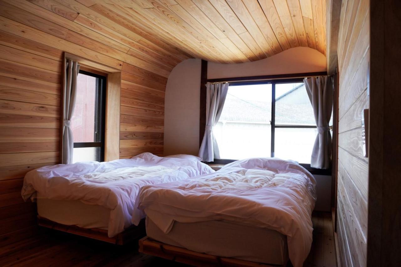 岡邸 Appartement Tonosho  Buitenkant foto